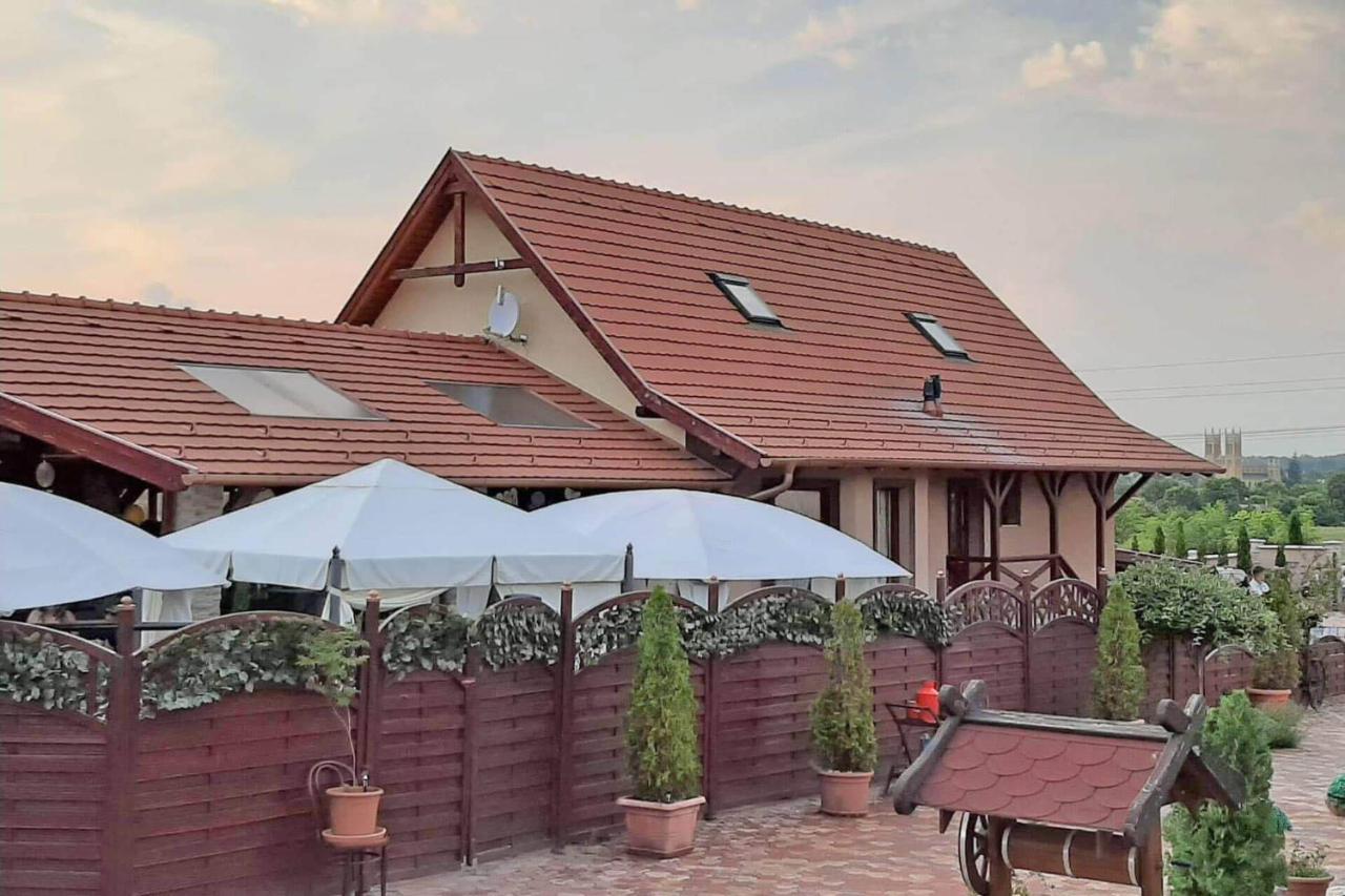 Barackos Wellness Villa Fot Dış mekan fotoğraf