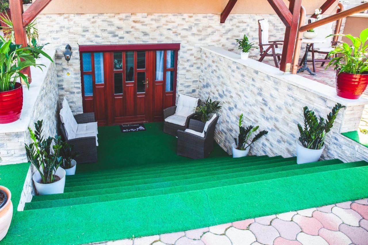 Barackos Wellness Villa Fot Dış mekan fotoğraf