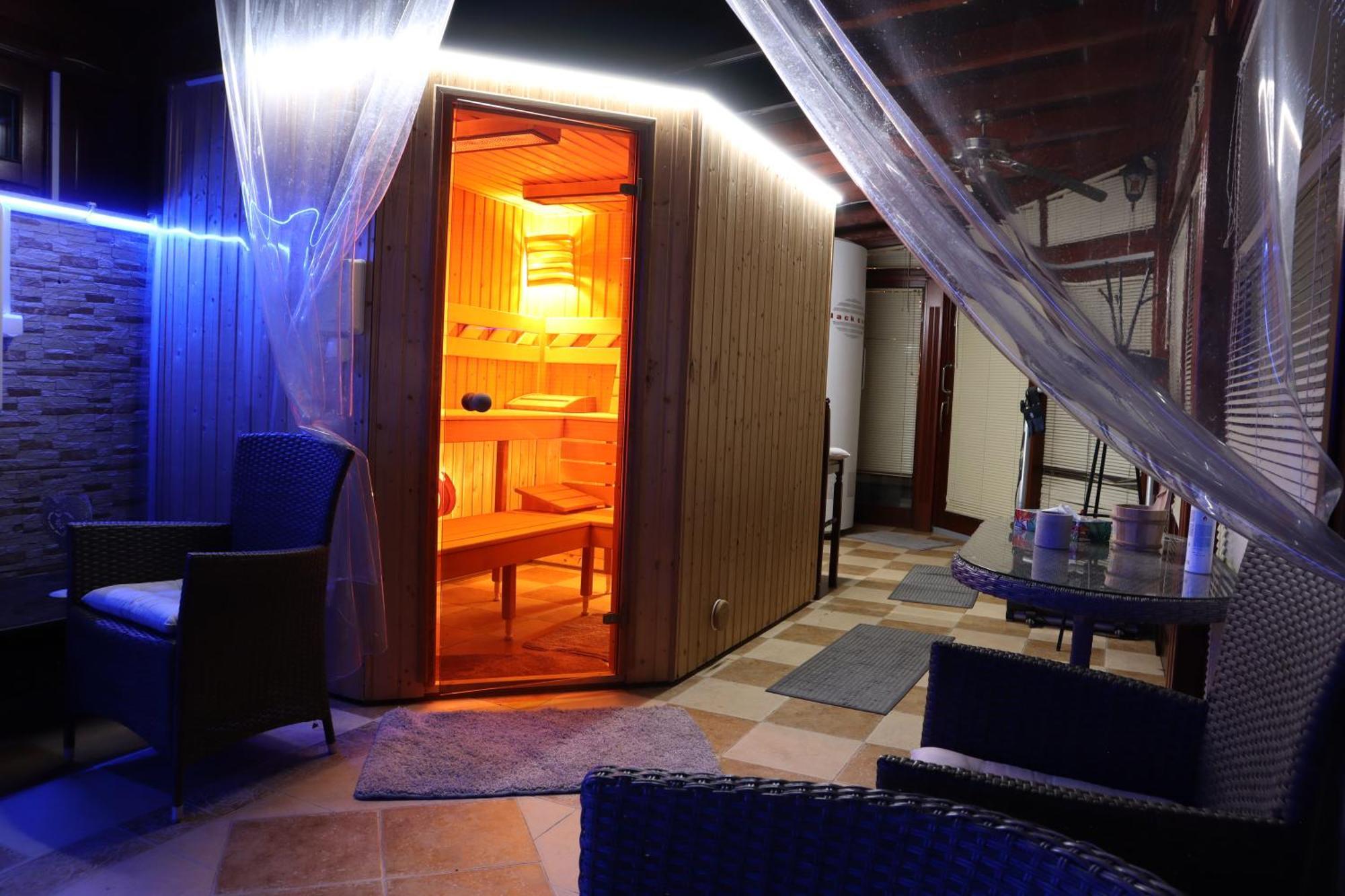Barackos Wellness Villa Fot Dış mekan fotoğraf